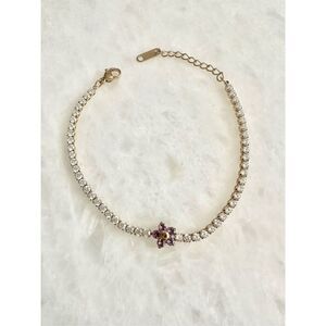 Light purple flower tennis bracelet